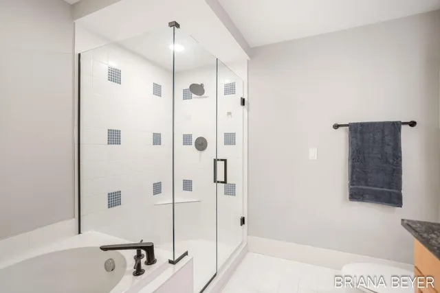 $499,900 | 335 Bridge Street Northwest, Unit 907, Grand Rapids, MI 49504