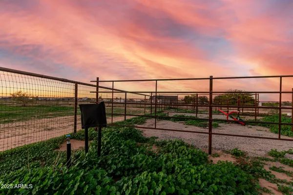 a view of a wrought fence