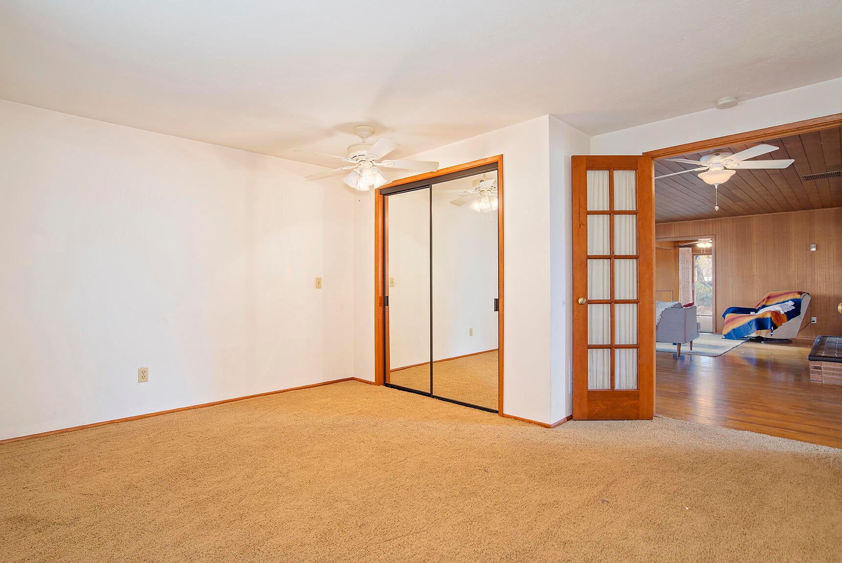9906 Table Rock Road White City, OR 97503 - Photo 10 of 32 Bedroom 3