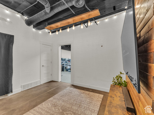 40 South Freedom Boulevard Provo, UT 84601 - Photo 80 of 111 Below grade area featuring track lighting and baseboards