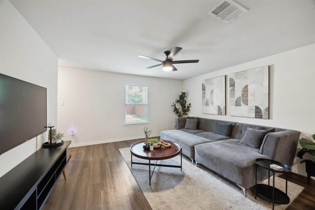 2326 Harding Street Dallas, TX 75215 - Photo 15 of 25