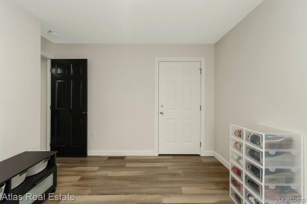 15034 Worden Road Holly, MI 48442 - Photo 37 of 48
