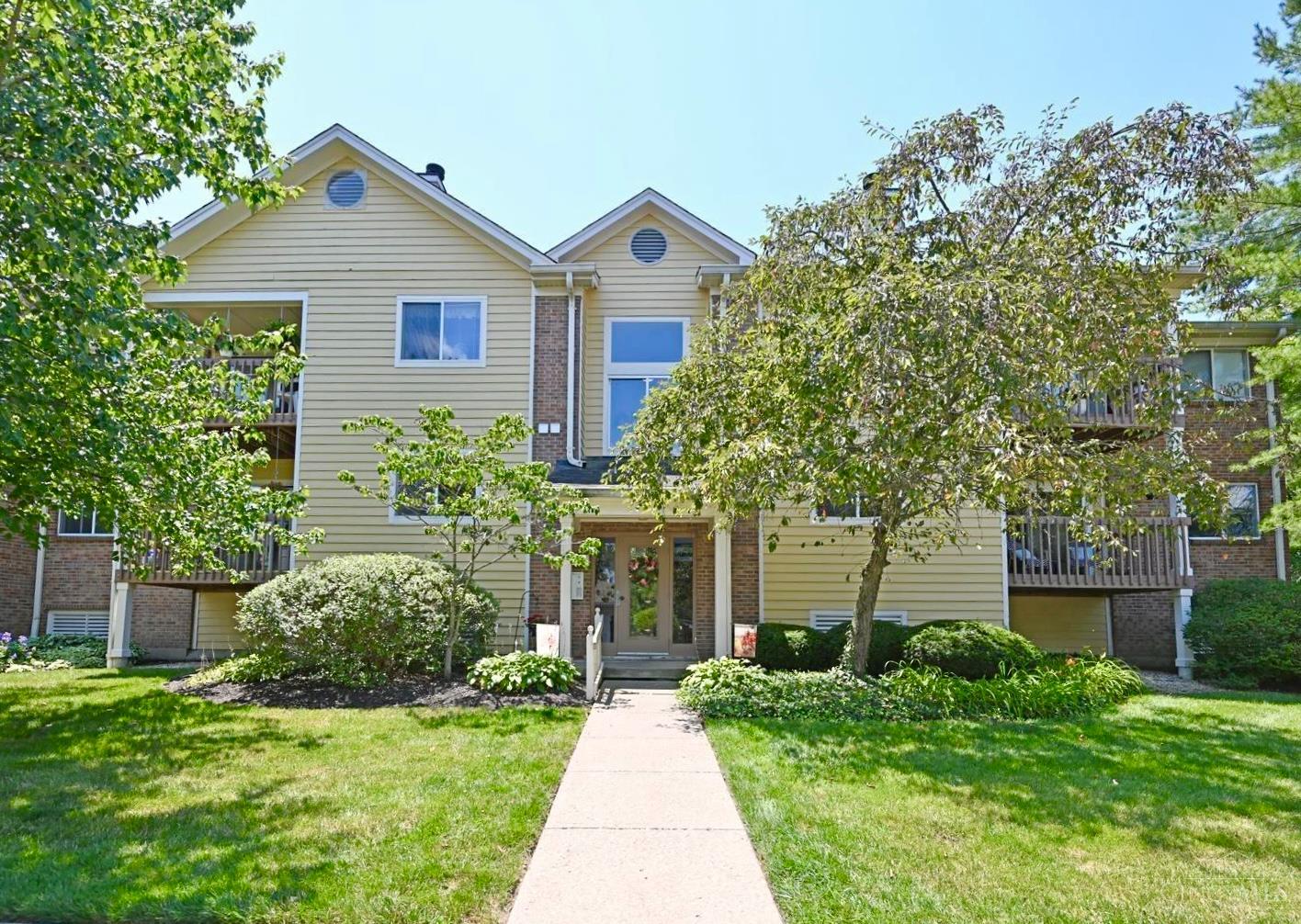 989 Cedar Ridge Drive, Unit 2 Cincinnati, OH 45245 - Photo 1 of 37 Gallery Image 1