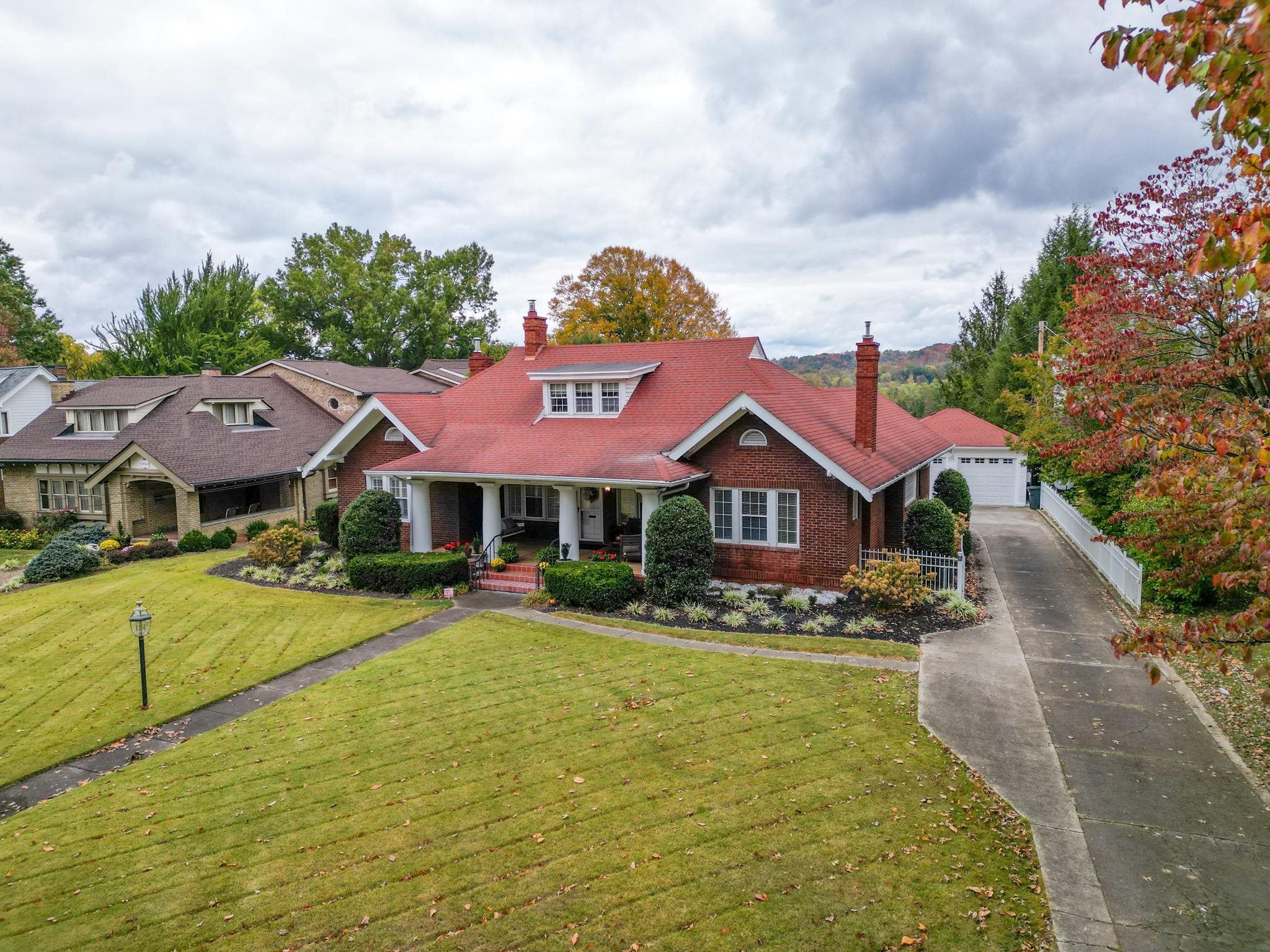 2952 Staunton Road Huntington, WV 25702 - Photo 1 of 32 Gallery Image 1