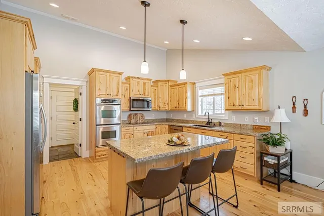 $625,000 | 97 East 600 North, Blackfoot, ID 83221