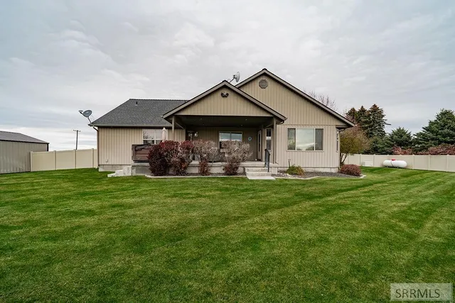 $625,000 | 97 East 600 North, Blackfoot, ID 83221