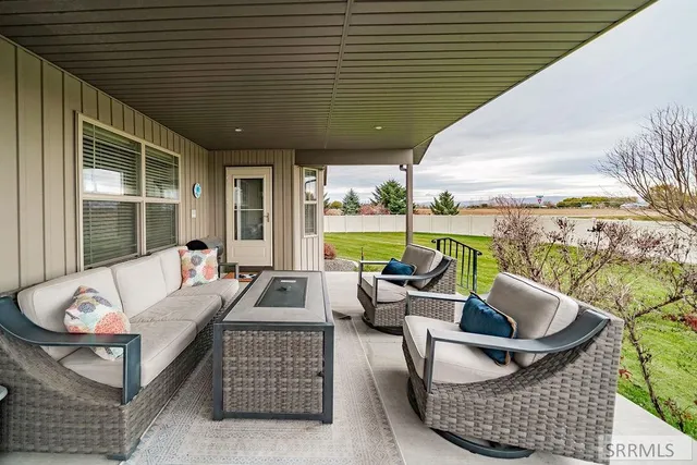 $625,000 | 97 East 600 North, Blackfoot, ID 83221