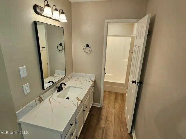 $249,900 | 102 Magnolia Circle, Vicksburg, MS 39180