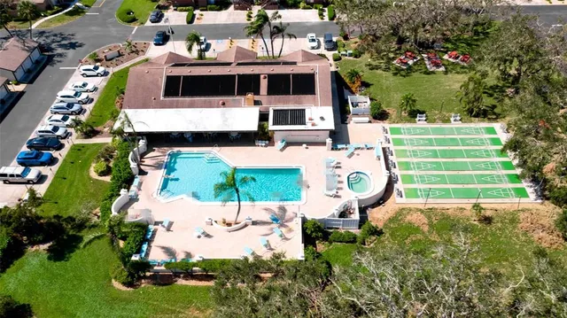 $2,250 | 2911 74th Street West, Unit 2276, Bradenton, FL 34209