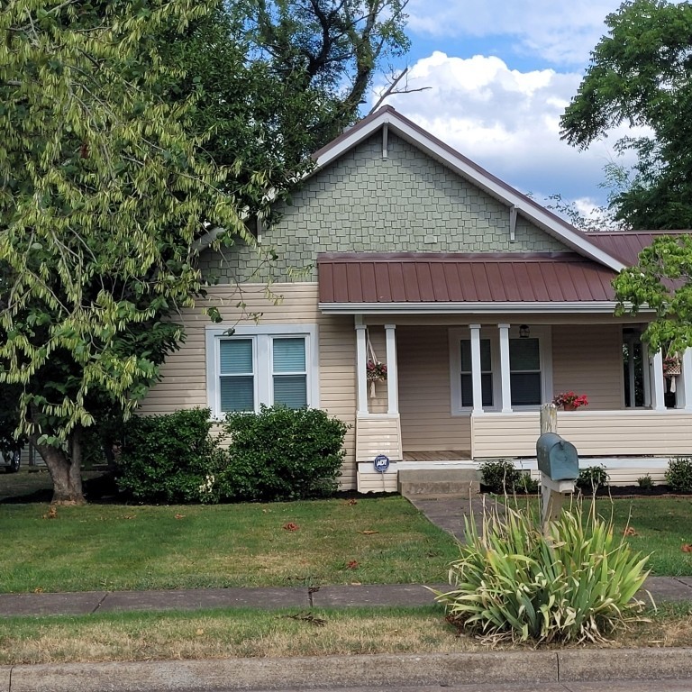 908 North Spring Street Murfreesboro, TN 37130 - Photo 1 of 14 Gallery Image 1