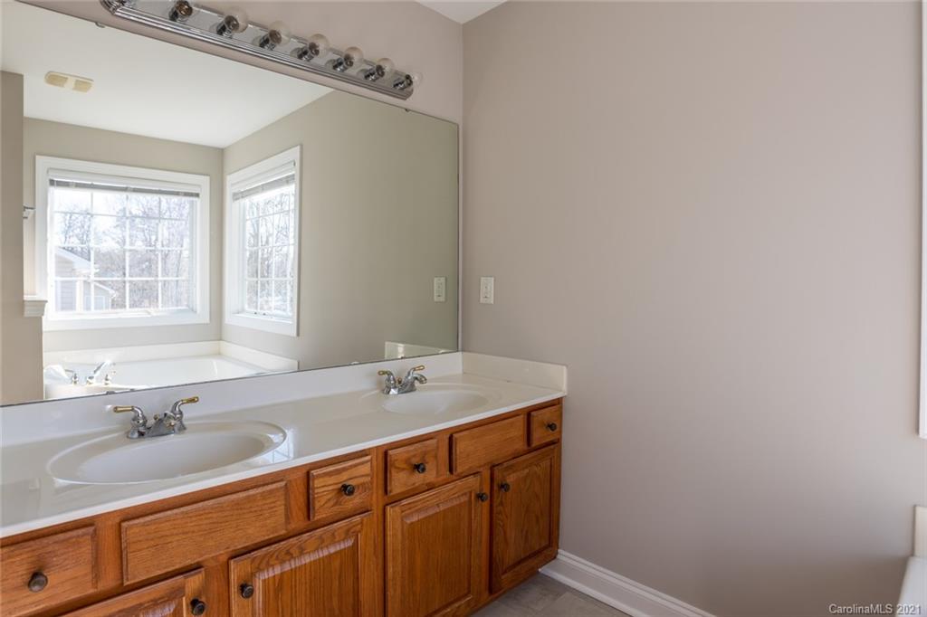 4427 Sunset Rose Drive Fort Mill, SC 29708 - Photo 30 of 47 Gallery Image 30