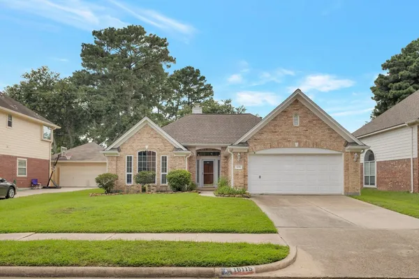 $2,350 | 16115 Charter Rock Drive, Houston, TX 77070
