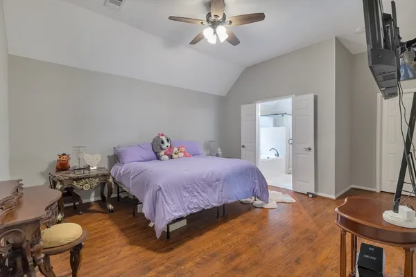 $2,350 | 16115 Charter Rock Drive, Houston, TX 77070