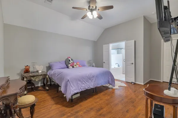$2,350 | 16115 Charter Rock Drive, Houston, TX 77070