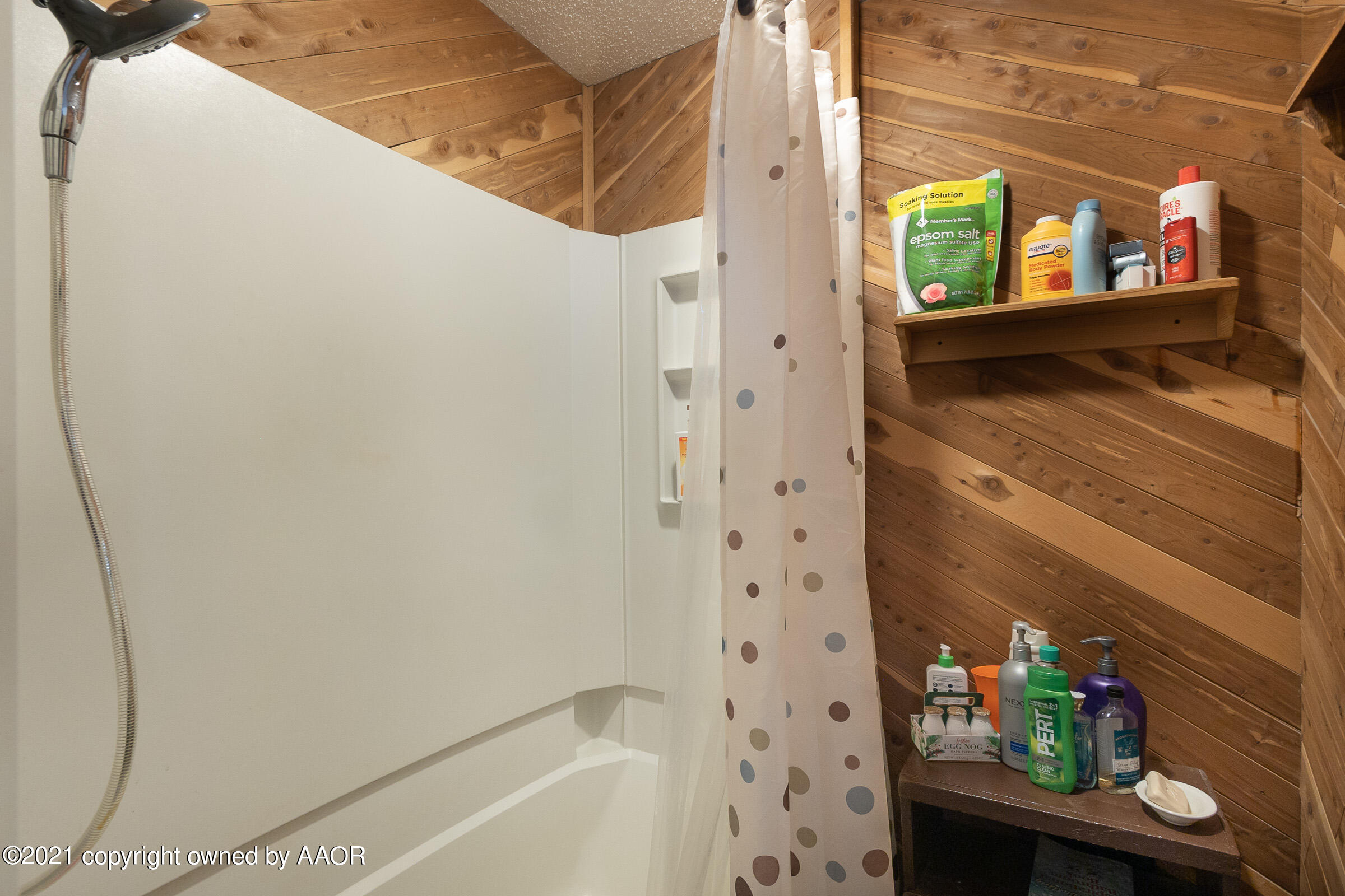 6951 West Cemetery Road Canyon, TX 79015 - Photo 25 of 39 025_Master Bath