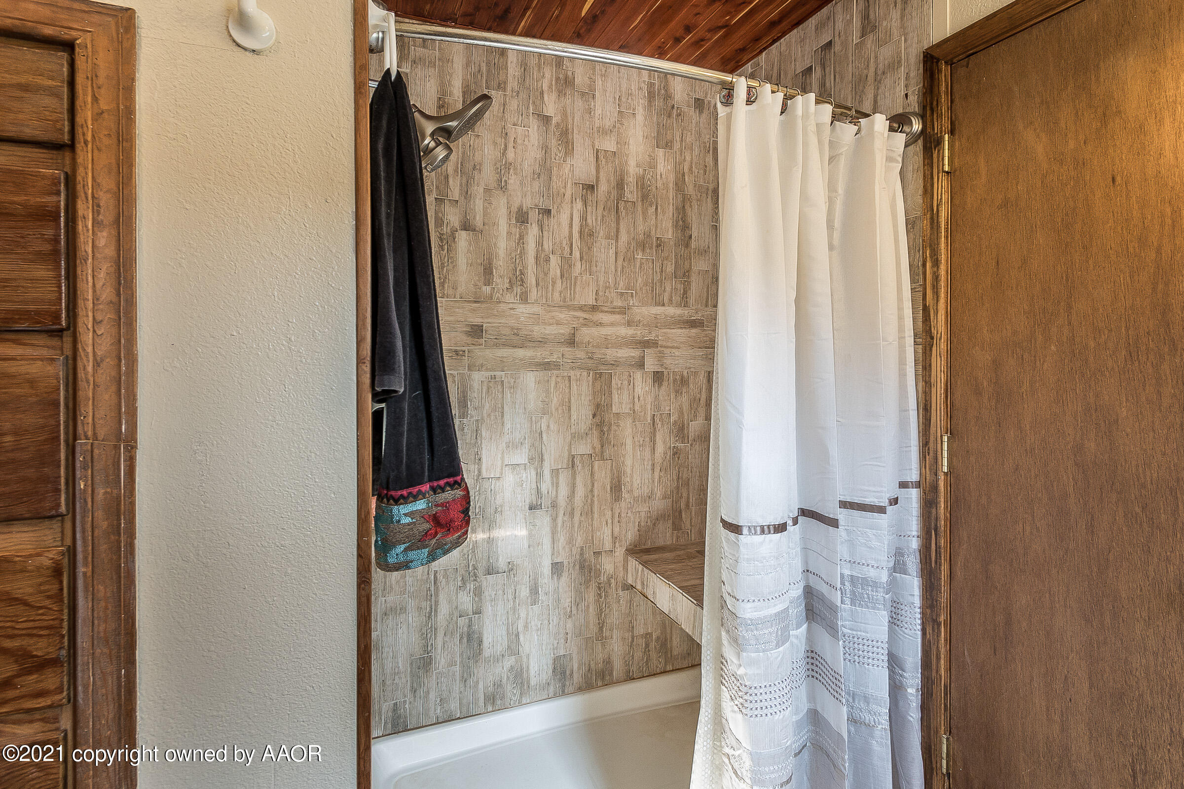 6951 West Cemetery Road Canyon, TX 79015 - Photo 28 of 39 028_Bath 2