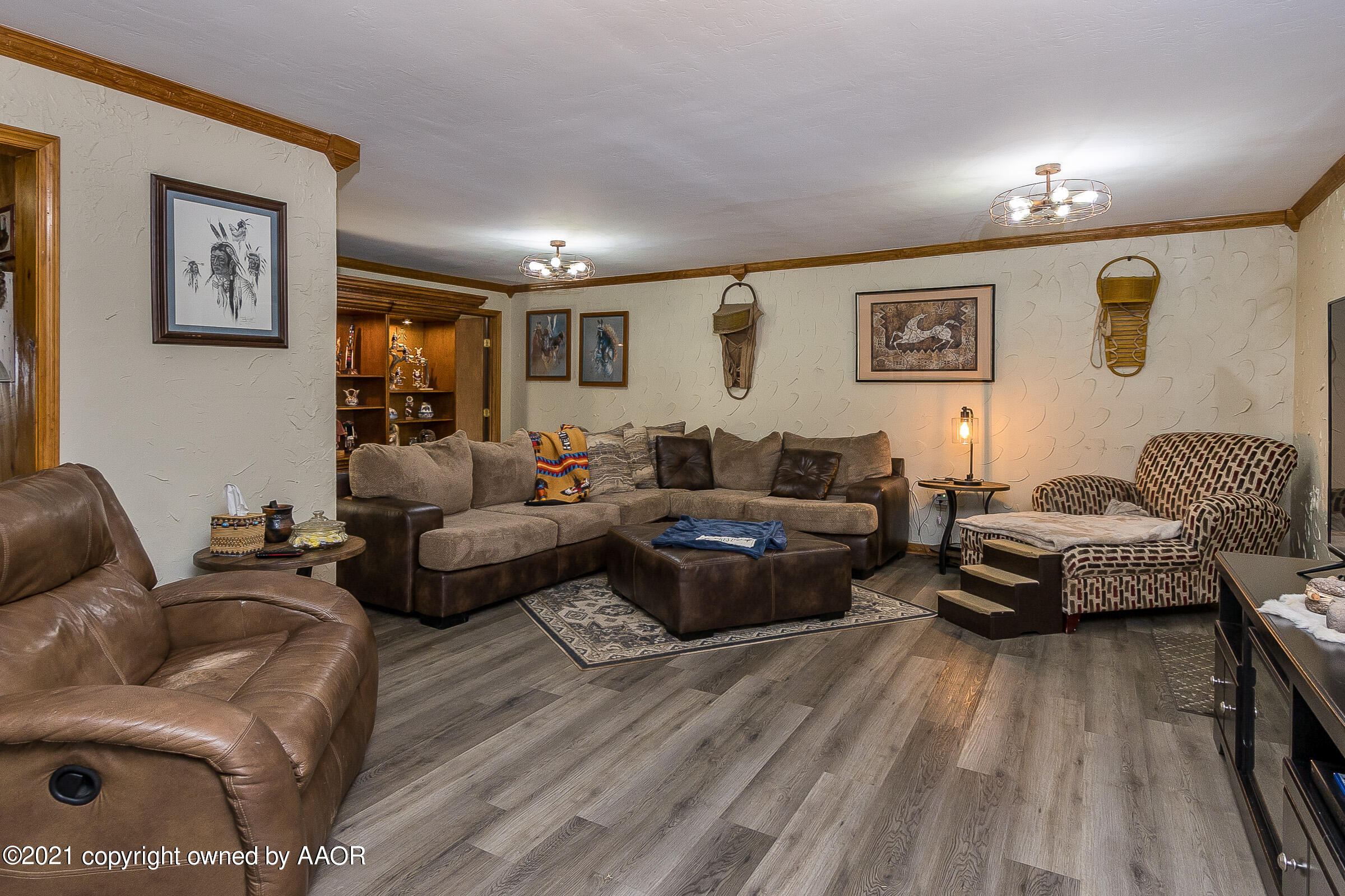 6951 West Cemetery Road Canyon, TX 79015 - Photo 9 of 39 009_Living Room
