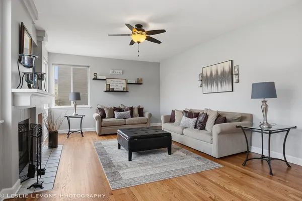 $525,000 | 2110 Summerlin Drive, Aurora, IL 60503