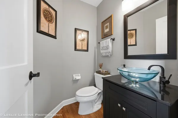 $525,000 | 2110 Summerlin Drive, Aurora, IL 60503