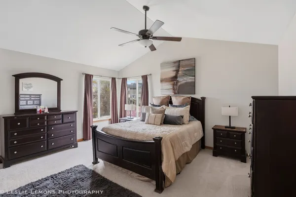 $525,000 | 2110 Summerlin Drive, Aurora, IL 60503