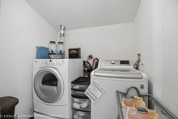 $525,000 | 2110 Summerlin Drive, Aurora, IL 60503