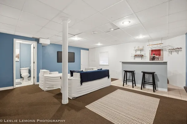 $525,000 | 2110 Summerlin Drive, Aurora, IL 60503