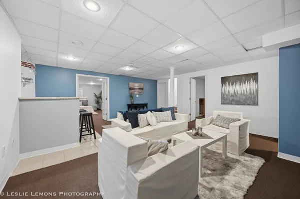 $525,000 | 2110 Summerlin Drive, Aurora, IL 60503