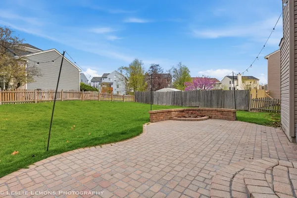 $525,000 | 2110 Summerlin Drive, Aurora, IL 60503