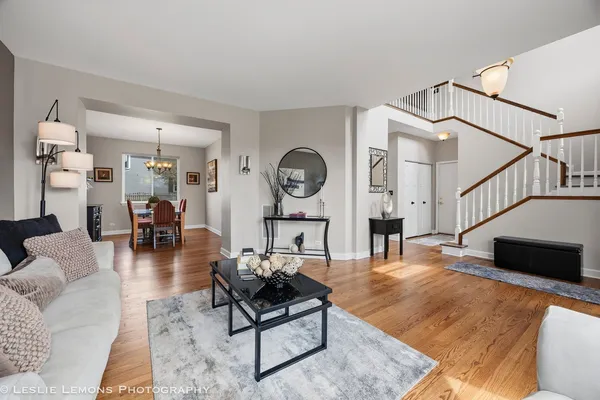 $525,000 | 2110 Summerlin Drive, Aurora, IL 60503