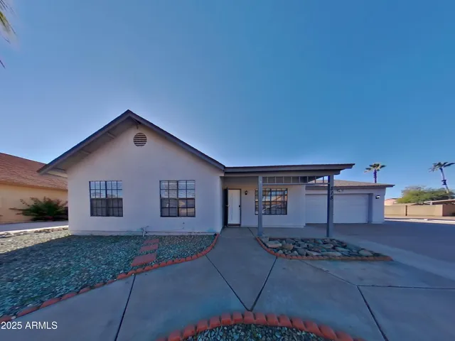 $1,939 | 515 East Rockwood Drive, Phoenix, AZ 85024
