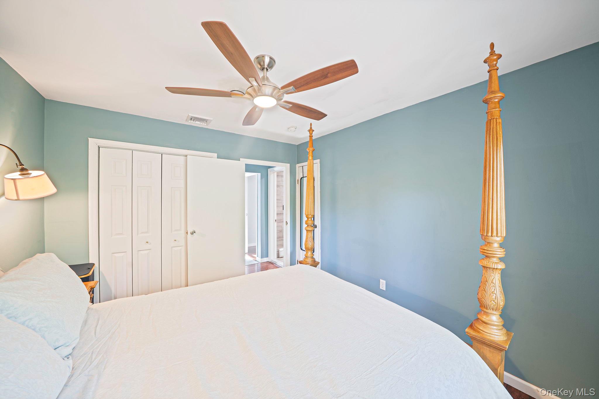39 Plandome Road Sound Beach, NY 11789 - Photo 10 of 22 Gallery Image 10
