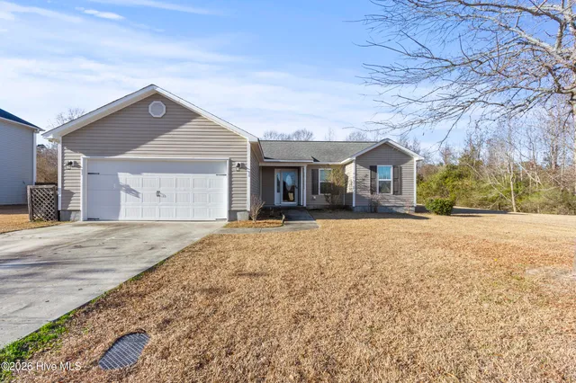 $1,750 | 2842 Weathersby Drive, New Bern, NC 28562
