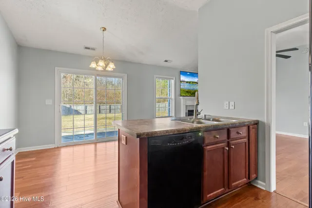 $1,750 | 2842 Weathersby Drive, New Bern, NC 28562