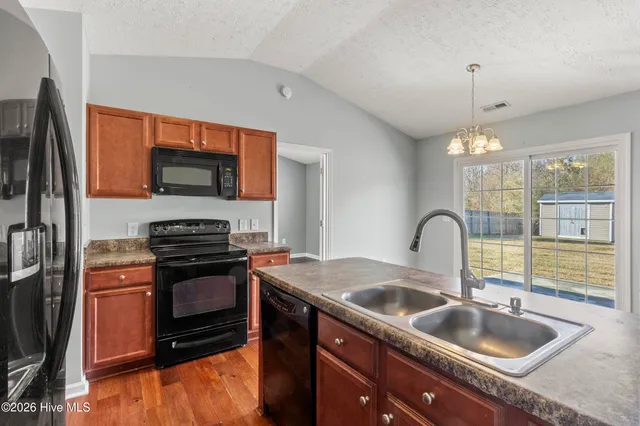 $1,750 | 2842 Weathersby Drive, New Bern, NC 28562