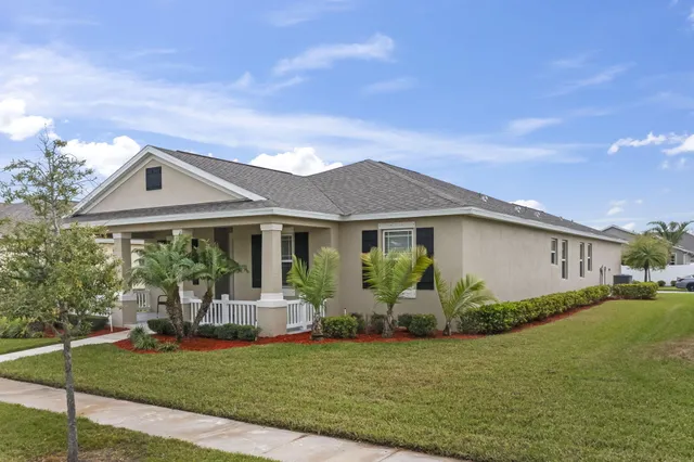 $460,000 | 1465 Bruntsfield Terrace, Vero Beach, FL 32966