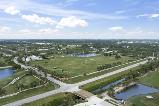 $460,000 | 1465 Bruntsfield Terrace, Vero Beach, FL 32966