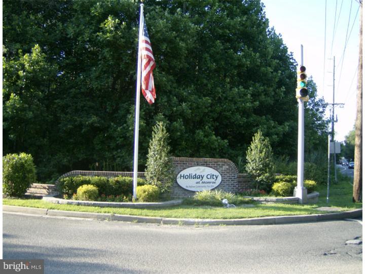 422 Paradise Road Williamstown, NJ 08094 - Photo 20 of 20 Community Entrance
