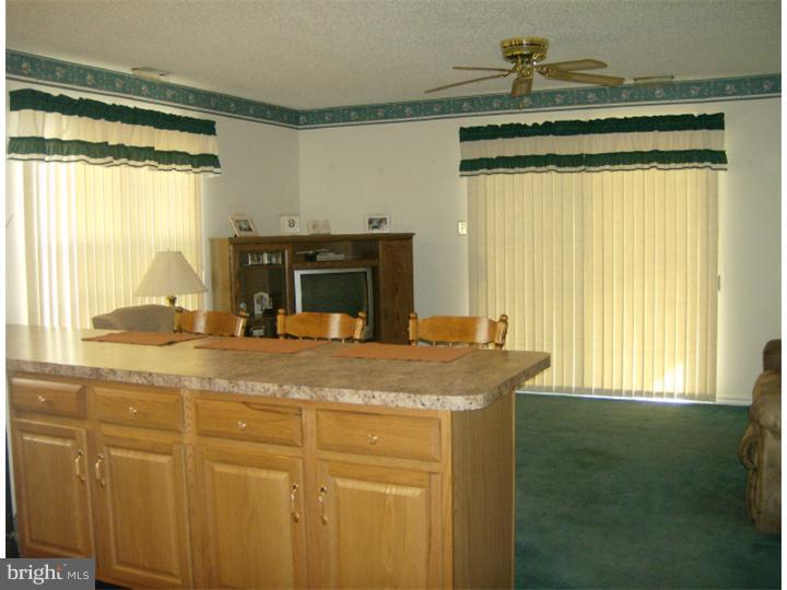 422 Paradise Road Williamstown, NJ 08094 - Photo 9 of 20 Kitchen