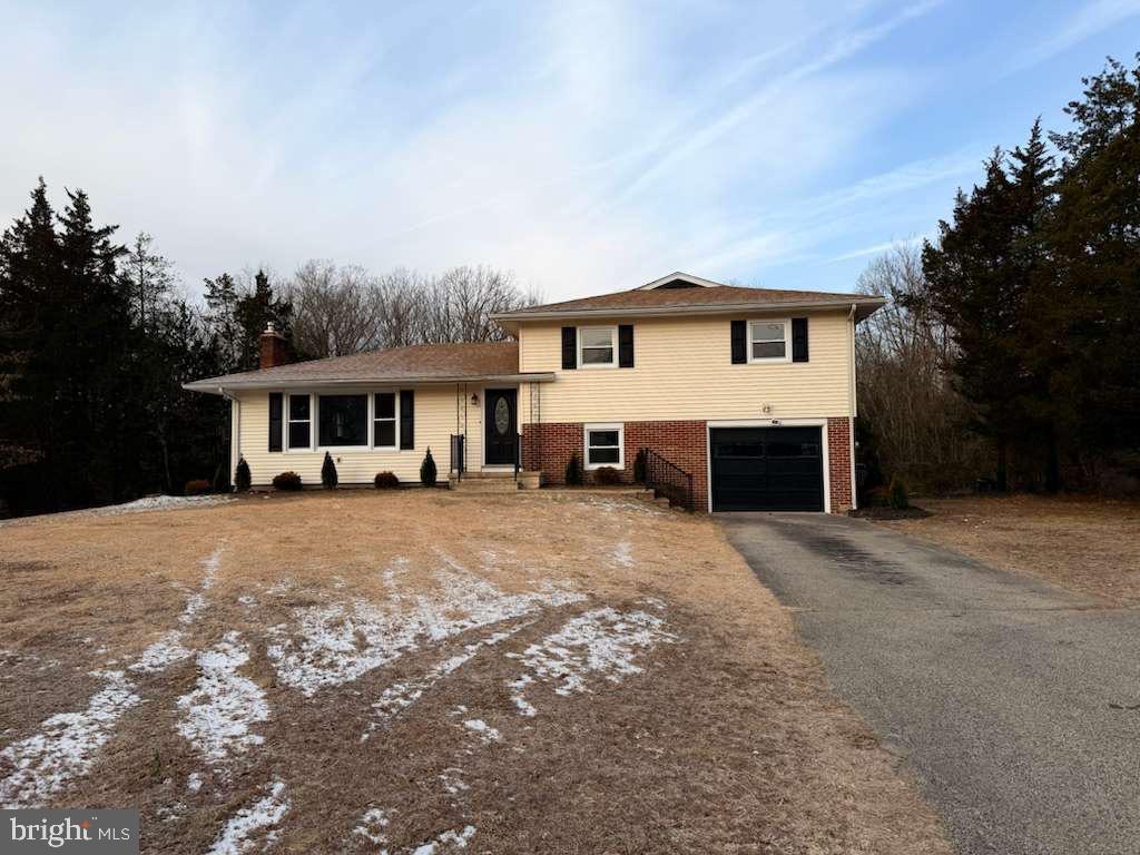 24 Rieck Avenue Millville, NJ 08332 - Photo 2 of 57 a front view of a house with a yard