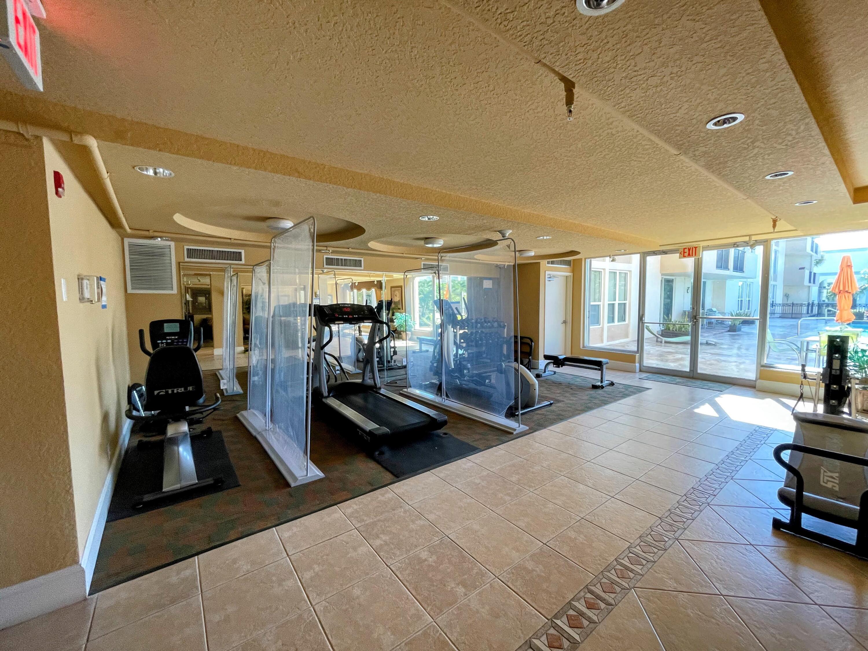 1000 Spanish River Road, Unit 2O Boca Raton, FL 33432 - Photo 56 of 56 IMG_0982-EDIT