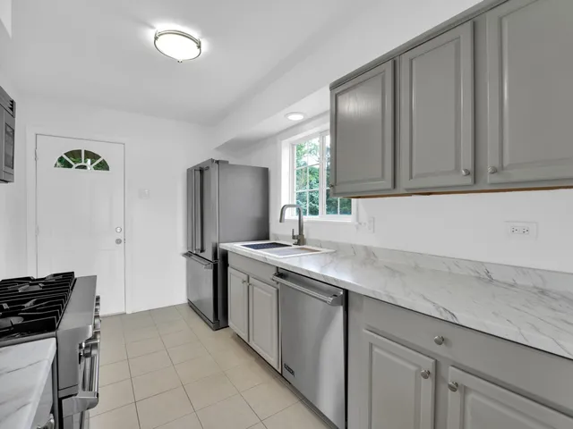 $364,900 | W6549 Shore Lane, Sugar Creek, WI 53121