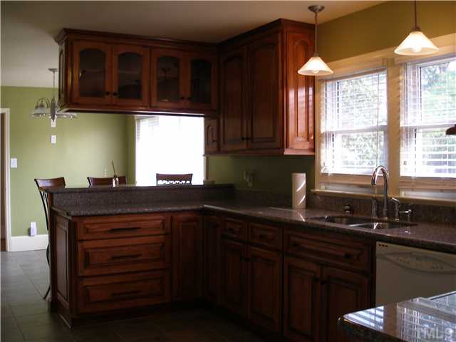 4119 Rock Quarry Road Raleigh, NC 27610 - Photo 4 of 12 Brunch Anyone? Have brunch at the bar, or gather for meals in the Eat-In-Kitchen.