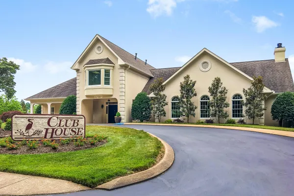 $529,900 | 1006 Southbridge Lane, Chattanooga, TN 37405