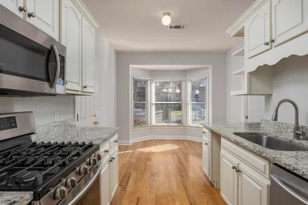 $529,900 | 1006 Southbridge Lane, Chattanooga, TN 37405