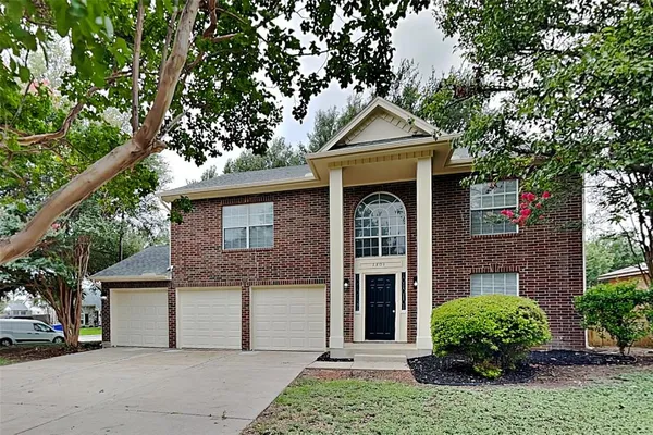 $2,500 | 1301 Wren Drive, Mansfield, TX 76063