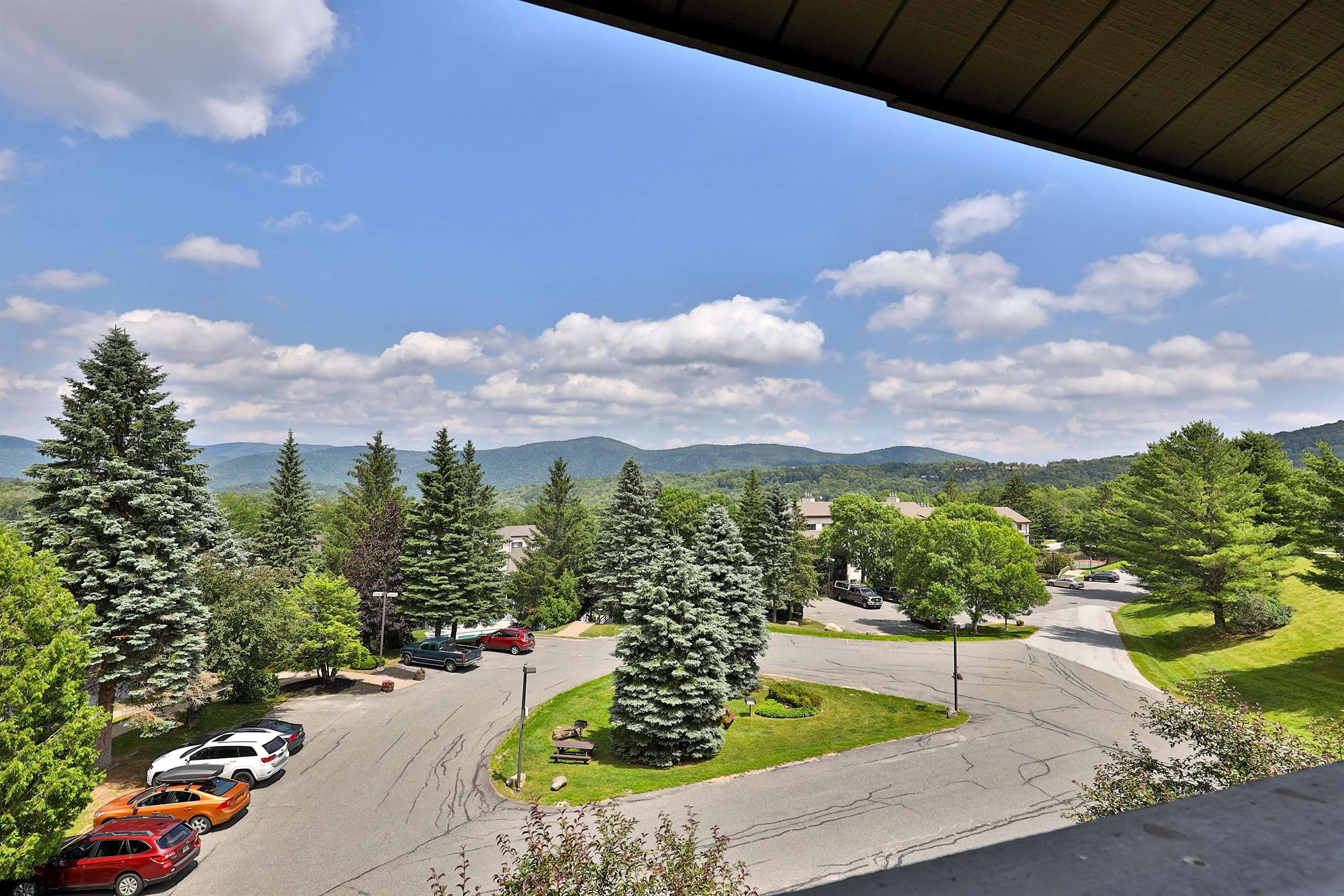 201 Old Mill Road, Unit A19 Killington, VT 05751 - Photo 6 of 32 Gallery Image 6