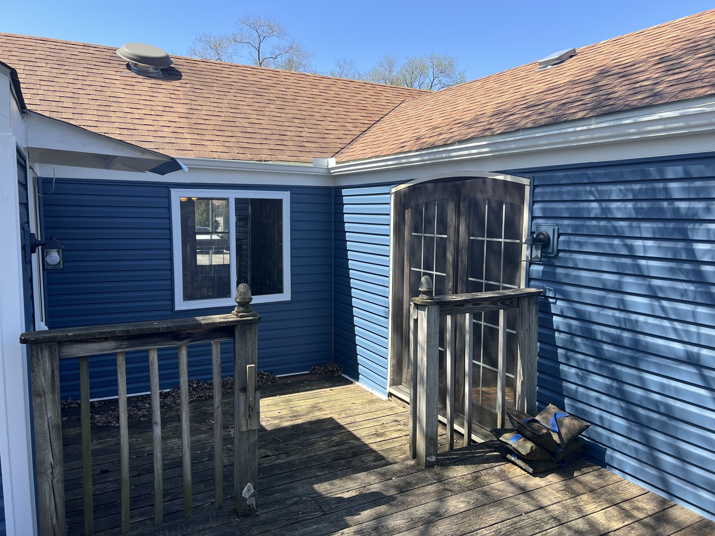 207 Second Street Elgin, IL 60123 - Photo 20 of 23 a front view of a house