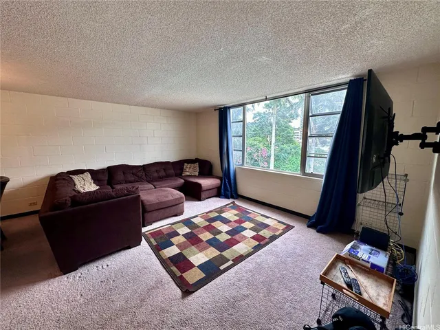 $2,500 | 98-1034 Moanalua Road, Unit 4202, Aiea, HI 96701
