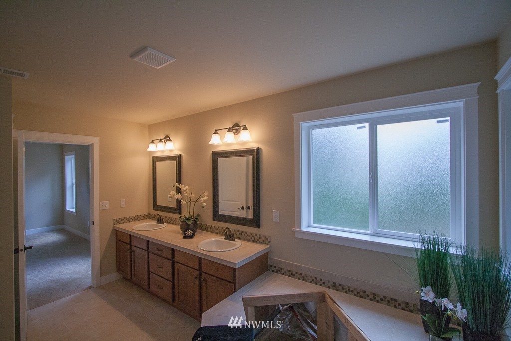 104 203rd Street Southeast Bothell, WA 98012 - Photo 8 of 15