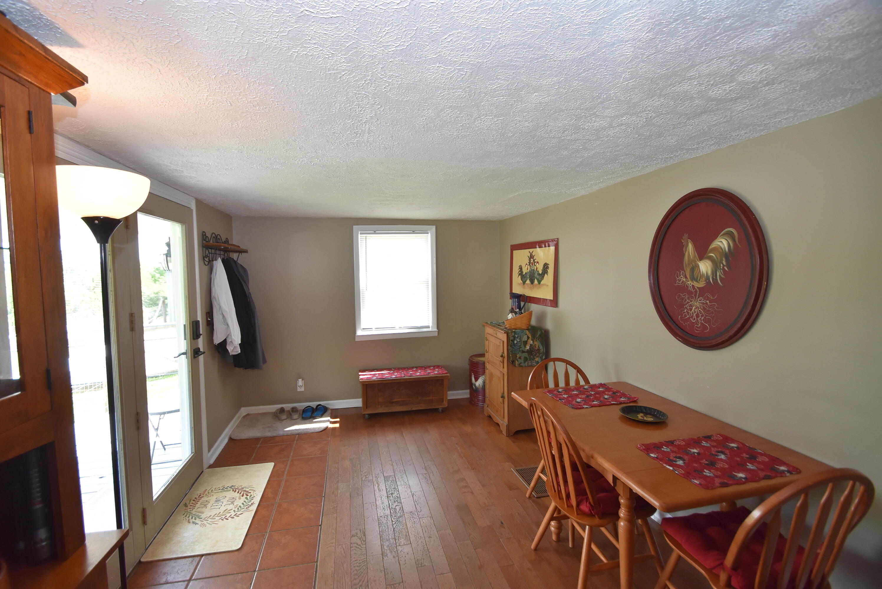 691 Fairview Road Salvisa, KY 40372 - Photo 7 of 42 Dining area